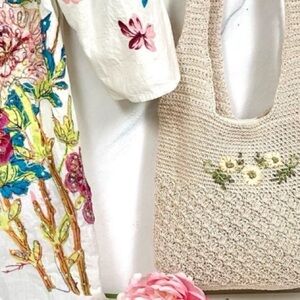Embroidered farmhouse knit boho prairie bag w shabby chic vibe